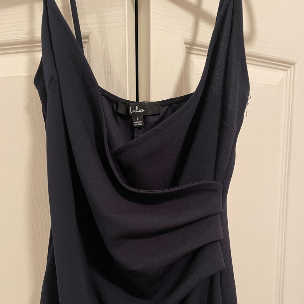 Lulu’s body con navy dress